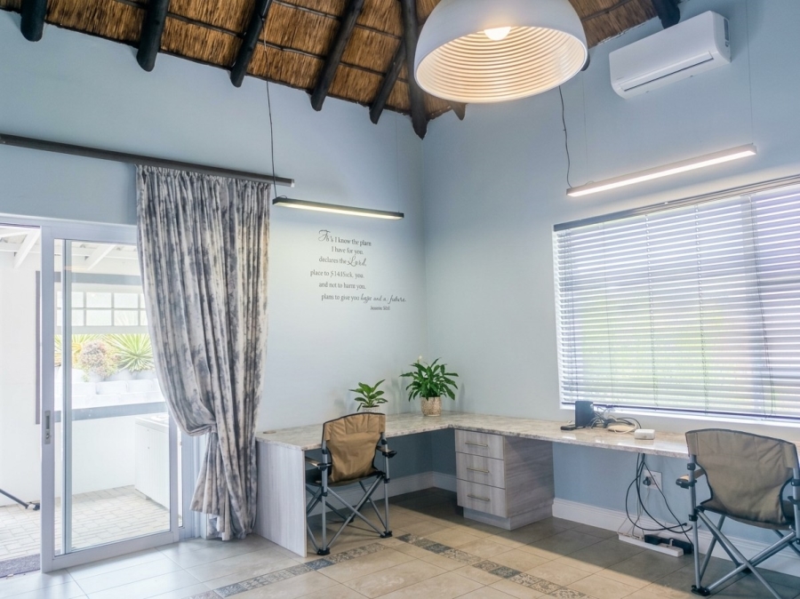 3 Bedroom Property for Sale in Cannon Rocks Eastern Cape
